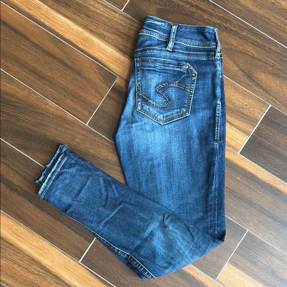 Silver brand women’s skinny blue jeans